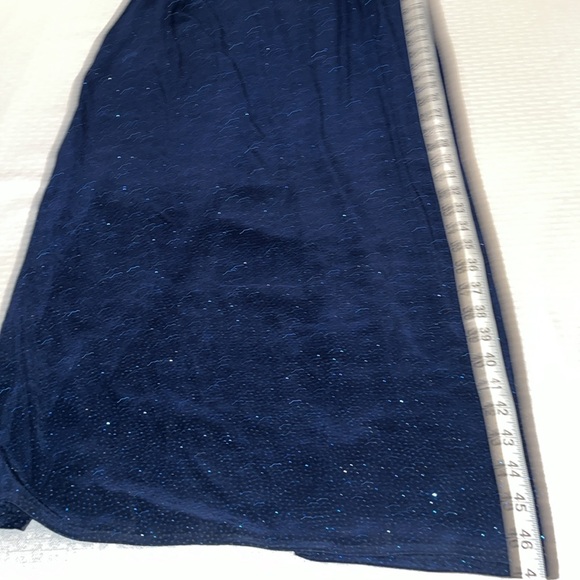 Susan Roselli for Vijack Navy Blue Sparkling Effect Long Gown. Unique Back Sm - Picture 15 of 16